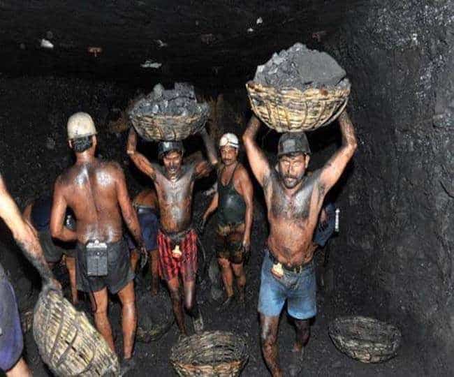देश को उज्ज्वलित करने वाले कर्मचारियों के घर मे त्योहारों मे भी अंधेरा।