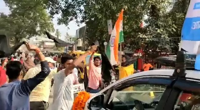Aam Aadmi Party सांसद संजय सिंह ने भाजपा के ऊपर साधा निशाना
