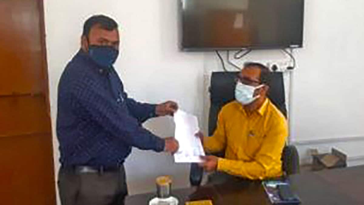 Jammu Kashmir में बीजेपी की खुलती पोल, 50 नाराज सरपंचो ने एक साथ दिया इस्तीफा