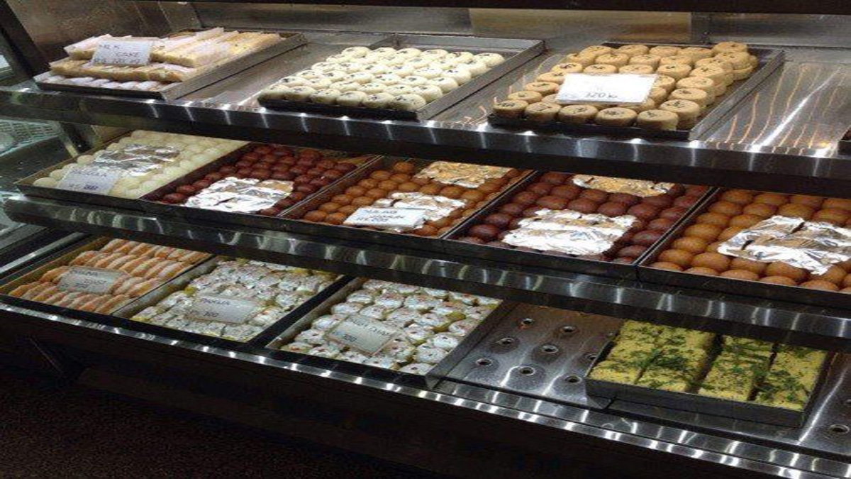 Adulterated food items मिलावटी खाद्य पदार्थ की रोक थाम के लिए मोबाइल लैब वैन होगी तैनात