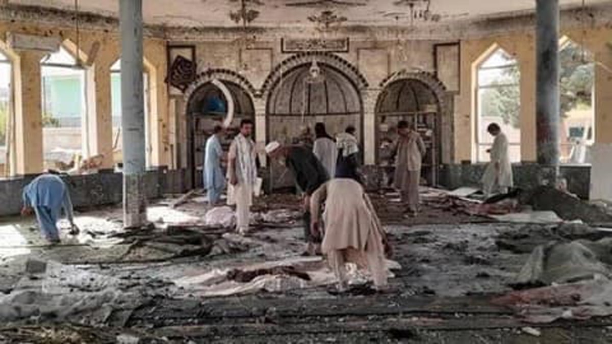 Afghanistan blast : नमाज के दौरान हुए विस्फोट में 100 लोगों की मौत
