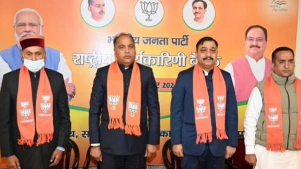 हिमाचल की हार के बाद जेपी नड्डा और मुख्यमंत्री जय राम ठाकुर पर गिर रही गाज।