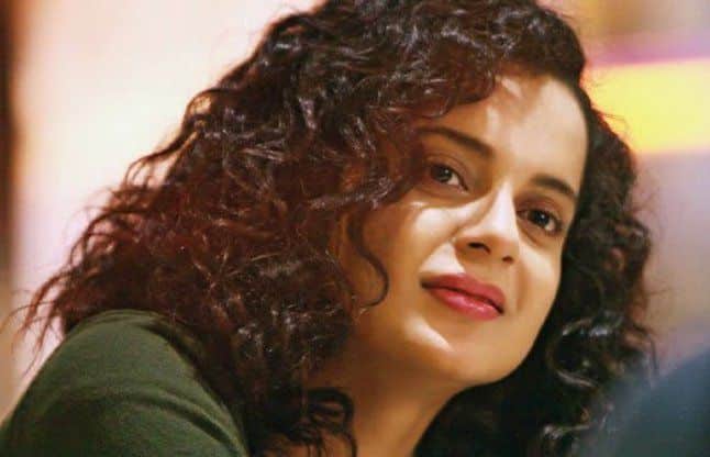 कंगना पर केस दर्ज का नहीं कोई असर बिंदास गर्ल ने बोल्ड पिक्स की शेयर |