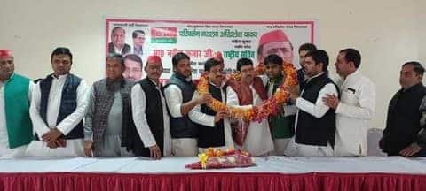 नवीन सक्सेना ने कहा इटावा में सभी सीटे सपा के खाते में, एक भी हारे तो राजनीति खत्म।