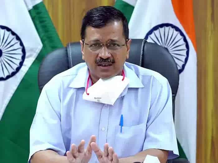 दिल्ली में भी केजरीवाल सरकार ने सोमवार से किया नाइट कर्फ्यू का ऐलान