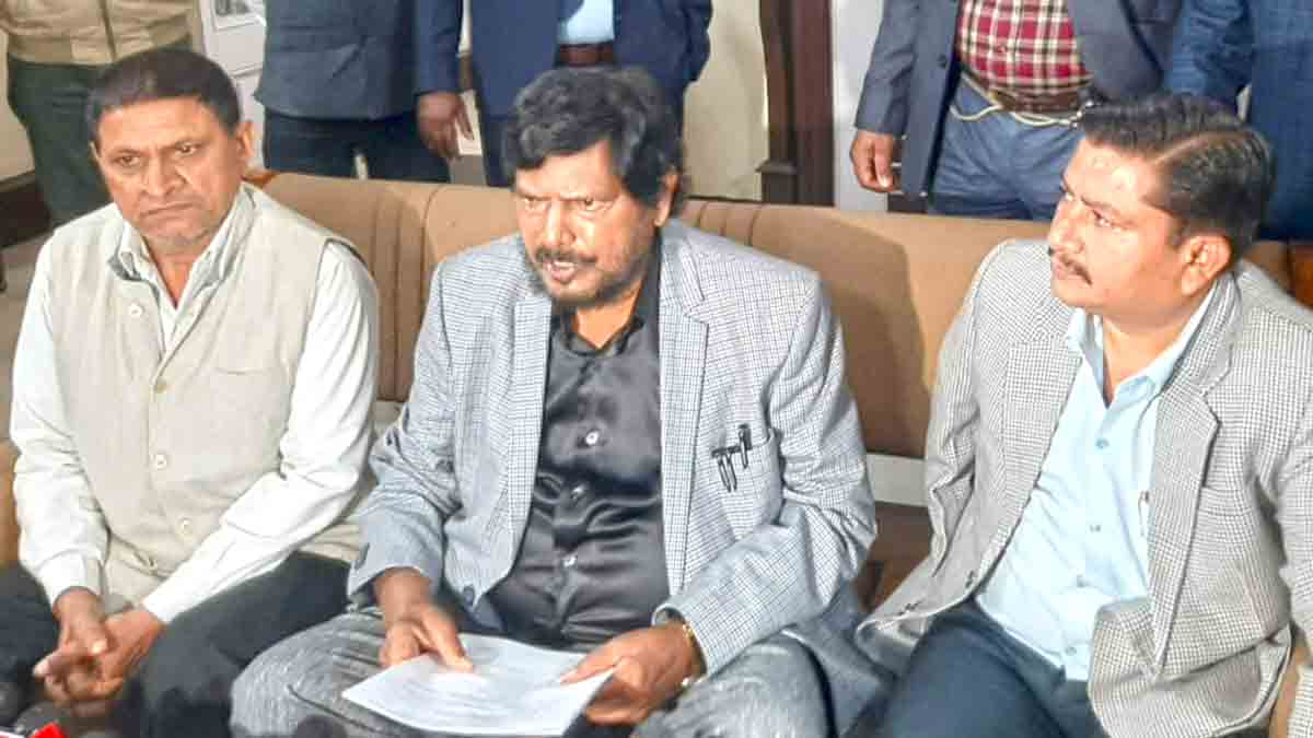 कितने भी बच्चे पैदा कर लें, ओवेशी प्रधानमंत्री कभी नहीं बन सकते - रामदास अठावले