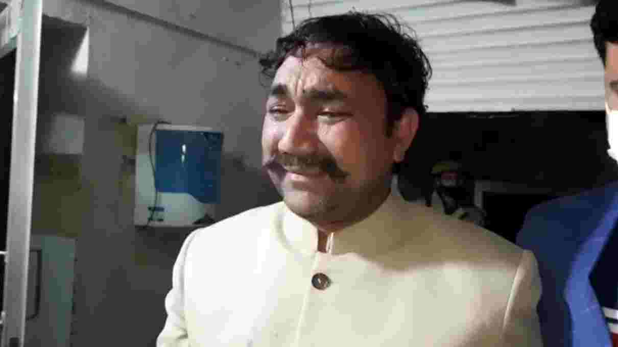 टिकट देने के नाम पर बसपा नेता पर&nbsp; 67 लांख रुपये हड़पने का आरोप लगा