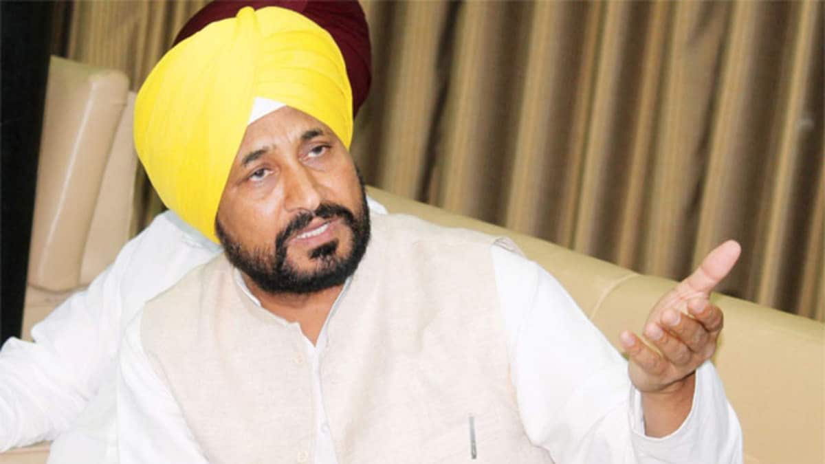 पंजाब में ED की बड़ी कार्रवाई, CM चन्नी के करीबी रिश्तेदार समेत 10 जगहों पर की छापेमारी