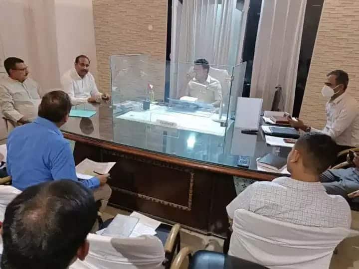 UP: अब यहां बिना डीएम के नहीं होगी जमीन नीलाम