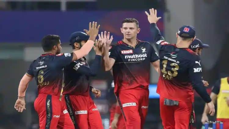 बैंगलोर ने लखनऊ सुपर जायंट्स को 18 रनों से हराया