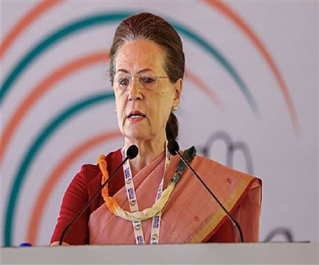 सोनिया गांधी ने पार्टी के चिंतन शिविर में प्रधानमंत्री नरेन्द्र मोदी पर किया प्रहार, कहीं ये बात