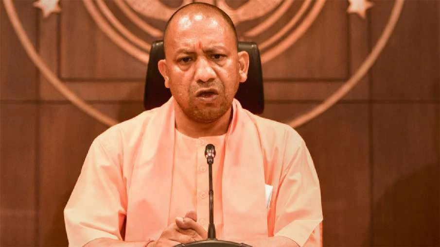 राशन कार्ड सेरेंडर पर योगी आदित्यनाथ ने कहीं यह बात, फर्जी ख़बरों से रहें सावधान