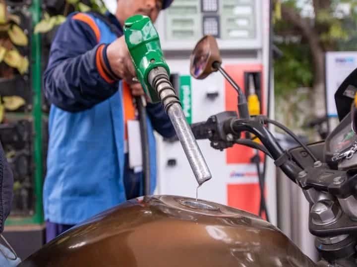 पेट्रोल और डीजल की हुई नई कीमत जारी, जल्दी देखें