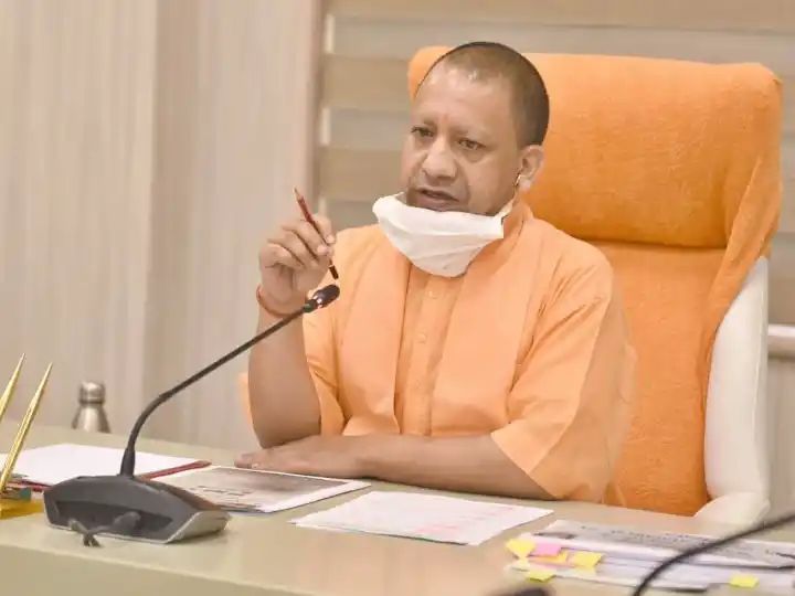 सीएम योगी ने इस बात को लेकर अधिकारियों को दिए सख्त निर्देश, नहीं तो होगी कड़ी कार्यवाही