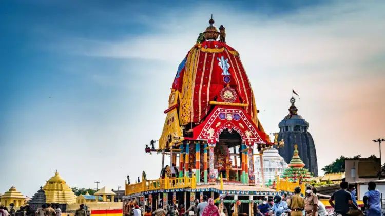 मंदिर जाने से होता है ये फायदा, आज तक किसी ने सोचा नहीं होगा