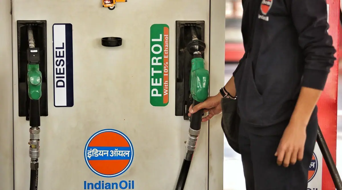 Petrol-Diesel Rate: पेट्रोल और डीजल के रेट में नहीं हुआ कोई बदलाव, जाने अपने शहर के ताजा दाम