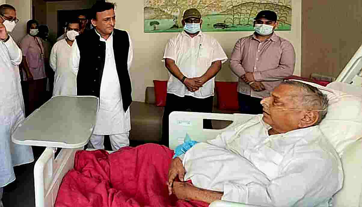 सपा संरक्षक मुलायम सिंह यादव की हालत गंभीर, ICU से CCU में किया गया ट्रांसफर