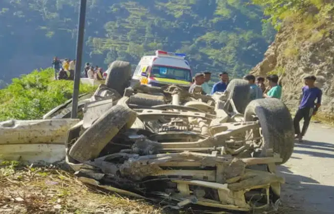 उत्तराखंड: यहां स्कॉर्पियो गाड़ी दुर्घटनाग्रस्त, दो युवकों की दर्दनाक मौत