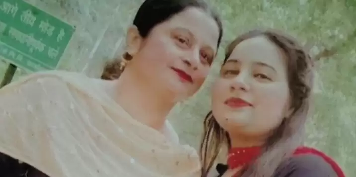 उत्तराखंड: दिनदहाड़े मां और बेटी की हत्या, खून से लथपथ सरेंडर करने पहुंचा आरोपी