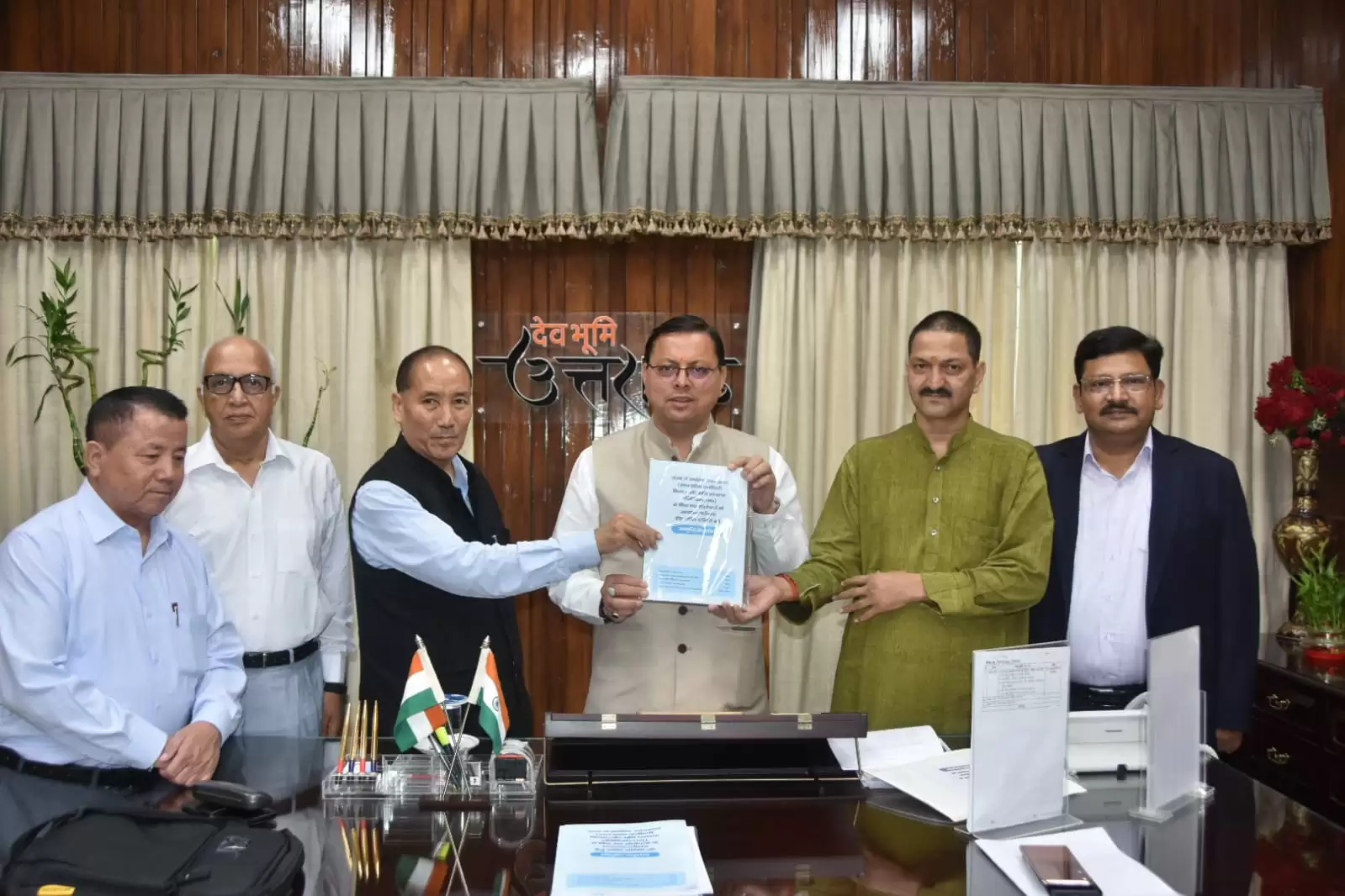 उत्तराखंड में भू कानून जल्द आने की उम्मीद, समिति ने सौंपी रिपोर्ट, पढ़िए संस्तुतियां
