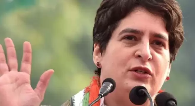 कांग्रेस नेता प्रियंका गांधी फिर हुई कोरोना पॉजिटिव, खुद को किया आइसोलेट