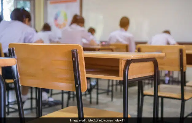 Alert :- हरिद्वार में होगी 8 कॉलेजो की मान्यता रद्द ,लिस्ट जारी 
