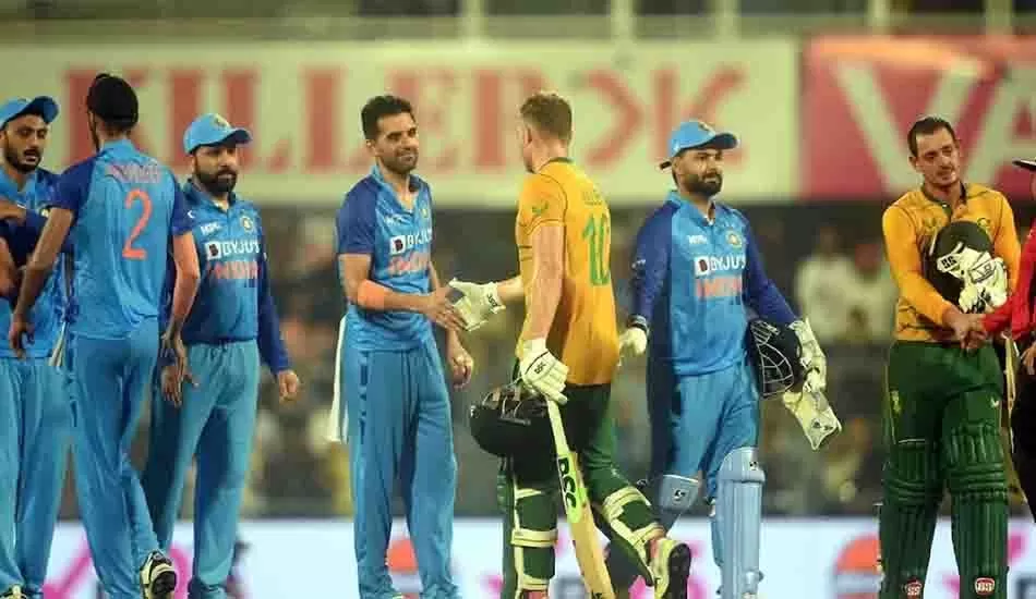 IND vs SA: टीम इंडिया की गेंदबाजी से नाखुश हैं कप्तान रोहित शर्मा कही ये बड़ी बात, देखें..