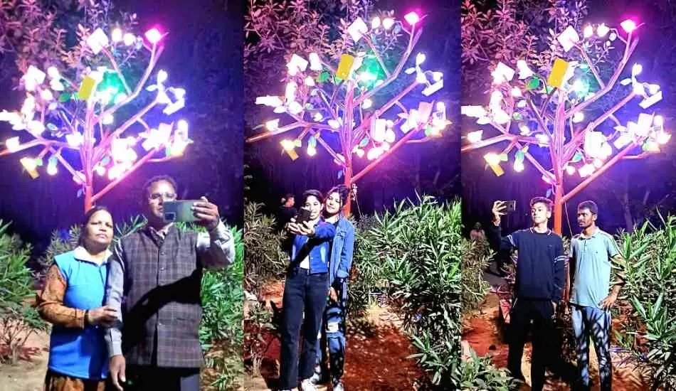 कबाड़ से जुगाड से सीसीएस युनिवर्सिटी में छाई रोशनी, सेल्फी लेने वालो की लगी भीड़