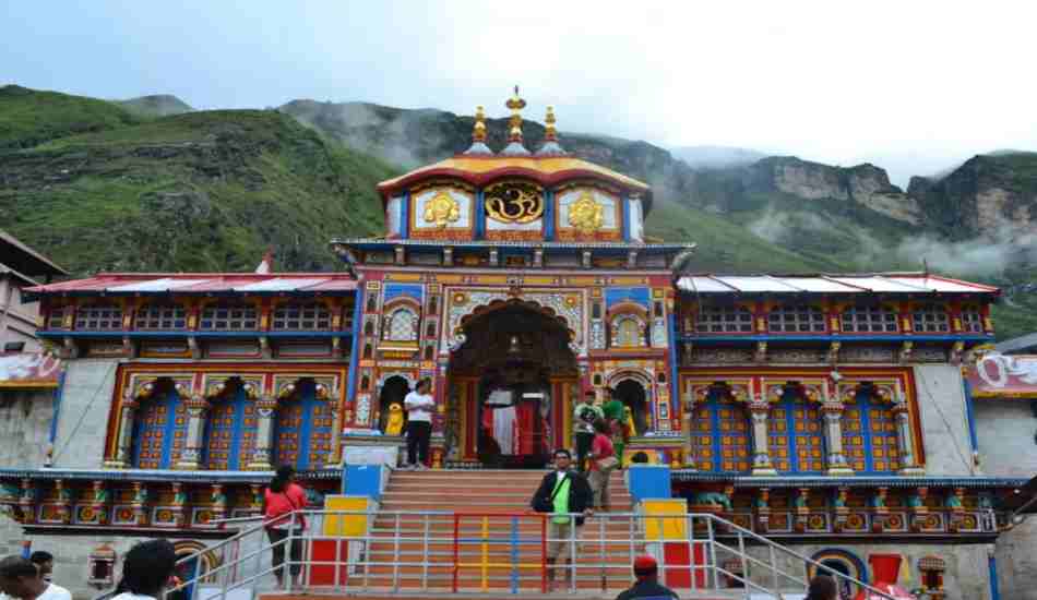 शीतकाल के दौरान बद्रीनाथ धाम में 12 साधु संतों को रहने की मिली अनुमति