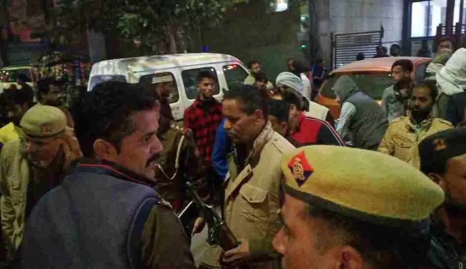 घर के सामने ई रिक्शा खड़ा करने से मना करने पर बुजुर्ग की पीट पीट कर हत्या