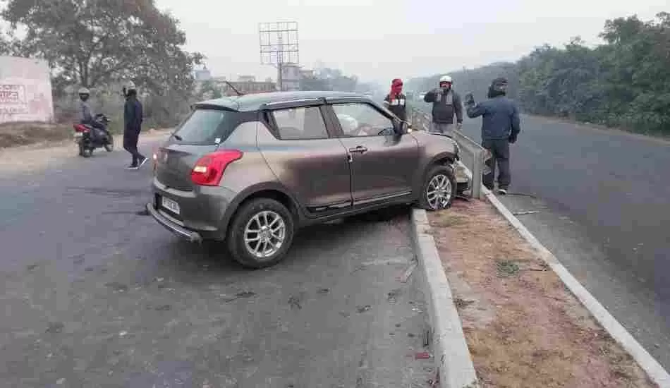 जानिए कैसे कार के एयरबैग्स ने बचाई मेरठ के डॉक्टर परिवार की जान