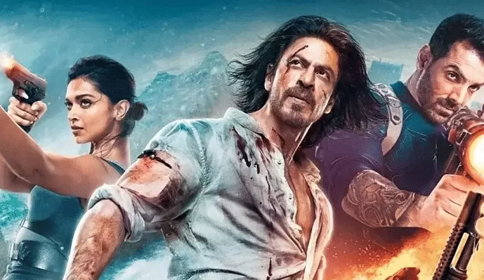 Pathaan Trailer: आखिर विवादों से भिड़कर आ गया किंग खान की फिल्म पठान का ट्रेलर, देंखे 