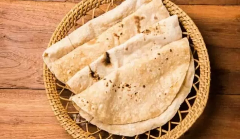 बासी रोटी को खाकर न बनाए मुँह... जाने लाभकारी फायदे