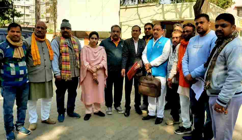 मेरठ नगर निगम ने पार्षदों के कमरे पर जड़ दिए ताले, 90 पार्षदों ने दी डाली धरने की चेतावनी 