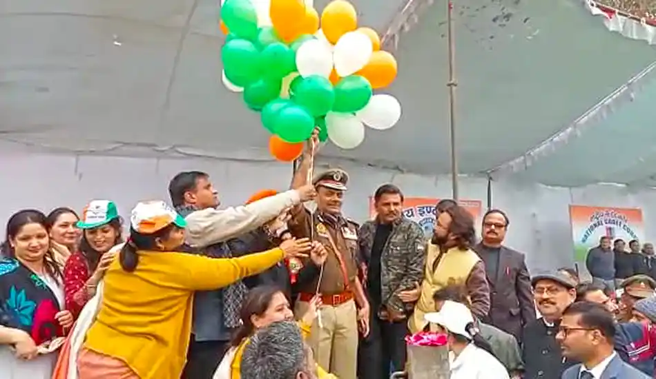 धूमधाम के साथ मनाया गया गणतंत्र दिवस, मेरठ मे कई कार्यक्रमों का हुआ आयोजन 