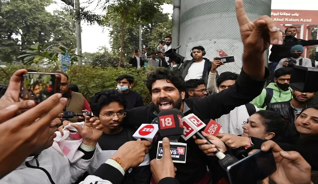 जेएनयू और जामिया के बाद अब दिल्ली यूनिवर्सिटी में विवाद, बीबीसी डॉक्‍यूमेंट्री में सामने आई संघ की प्रतिक्रिया