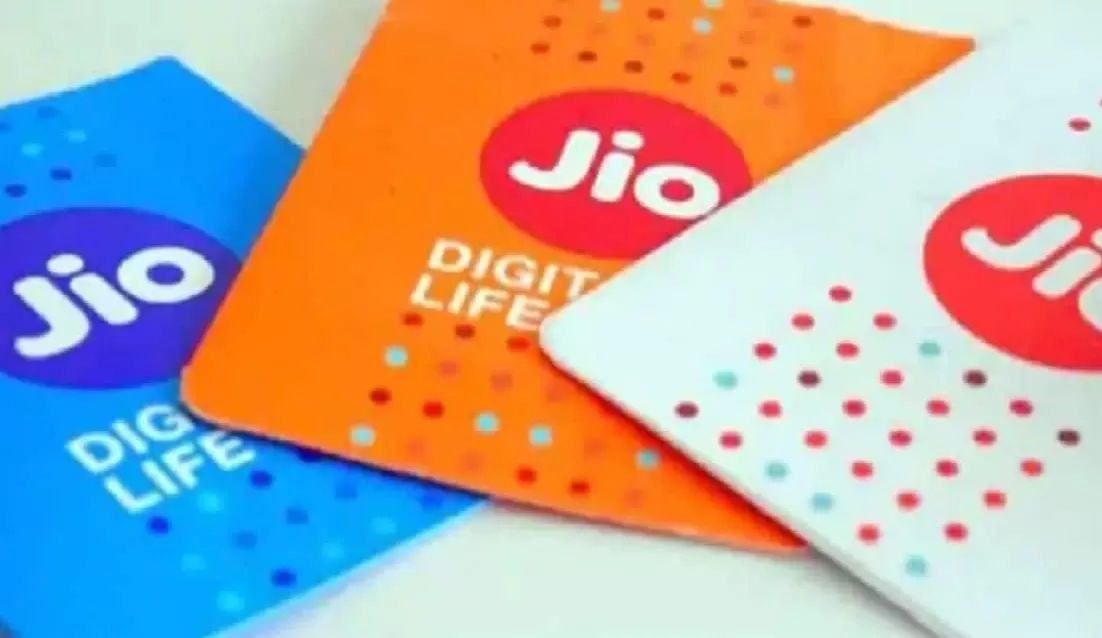 Reliance Jio लेकर आया है पूरे एक साल की वैधता वाला प्लान, मिलेगा 2GB डाटा और अनलिमिटेड कॉलिंग और बहुत कुछ...