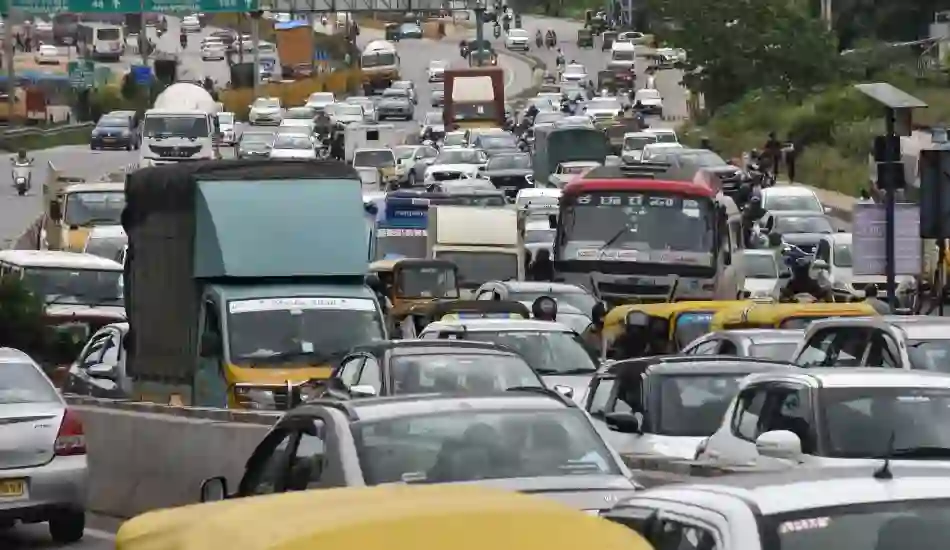 बेंगलुरू बना दुनिया का दूसरा सबसे धीमा शहर, यहां 10 किमी का रास्ता तय करने में लगता है 30 मिनट का समय