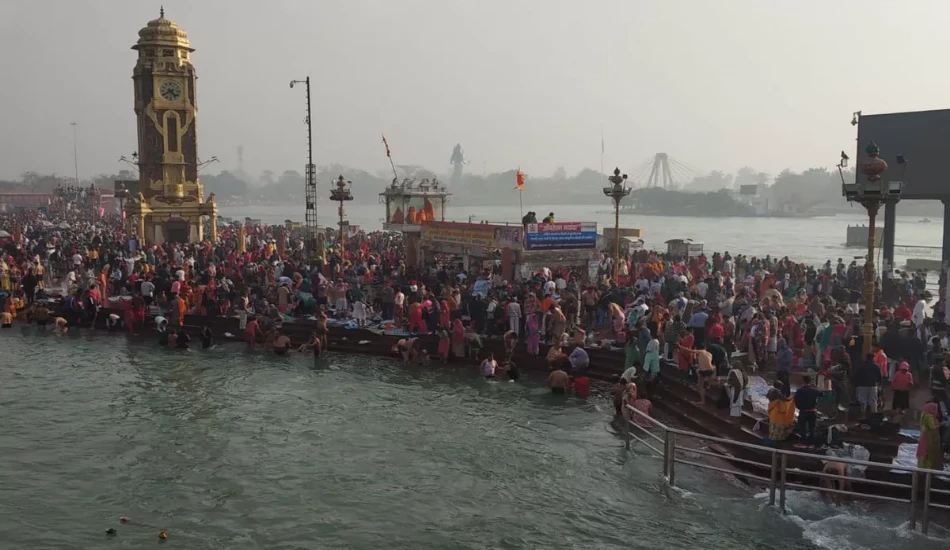 सोमवती अमावस्या: हरिद्वार में उमड़ी श्रद्धालुओं की भीड़, जाने खास बातें