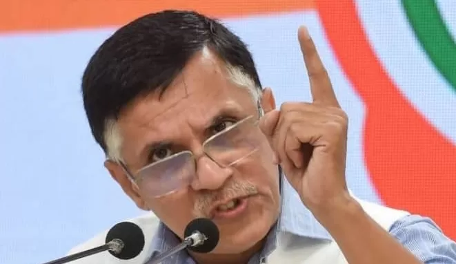 कांग्रेस प्रवक्ता पवन खेड़ा पर एफआईआर दर्ज, पीएम मोदी के पिता के खिलाफ की थी अभद्र टिप्पणी