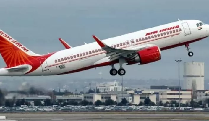 Air India देगी 5 हजार से ज्यादा लोगों को नौकरी, बड़ी तदाद भर्ती किए जायेंगे पायलेट्स और केबिन क्रू स्टाफ