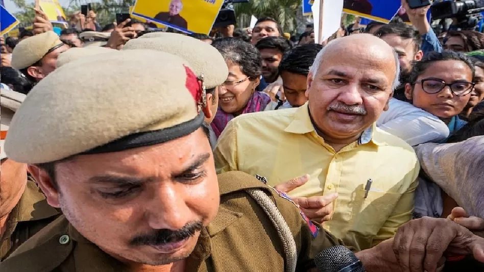 सुप्रीम कोर्ट की फटकार के बाद मनीष सिसोदिया और सत्‍येंद्र जैन ने दिया इस्‍तीफा, केजरीवाल की मिली मंजूरी