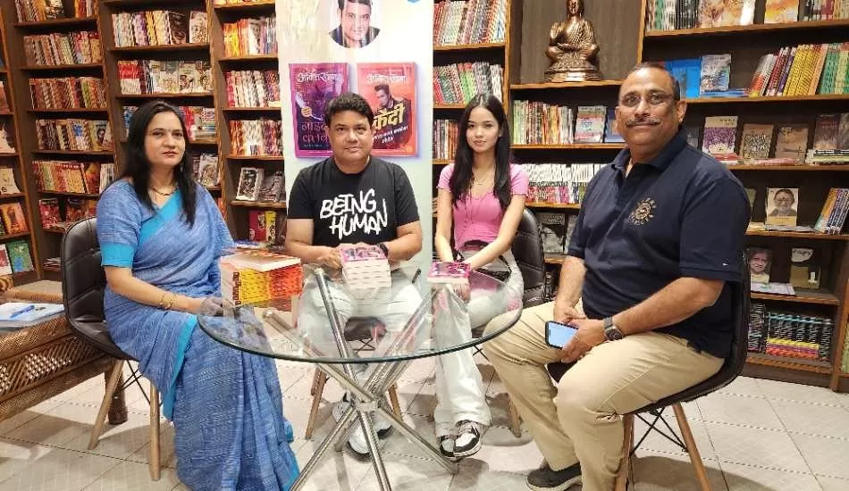 100 से अधिक किताबे लिख चुके सस्पेंस और थ्रिलर कहानियों के प्रसिद्ध लेखक अमित खान पहुंचे मेरठ
