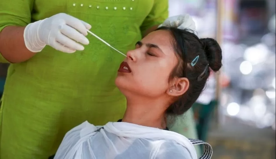 तेजी से बढ़ते फ्लू के मामलों के बीच IMA ने जारी किया अलर्ट, जाने लक्षण