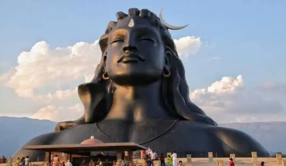 ये हैं महादेव के चमत्कारी मंदिर, जहां शिवलिंग का रहस्य है अनोखा