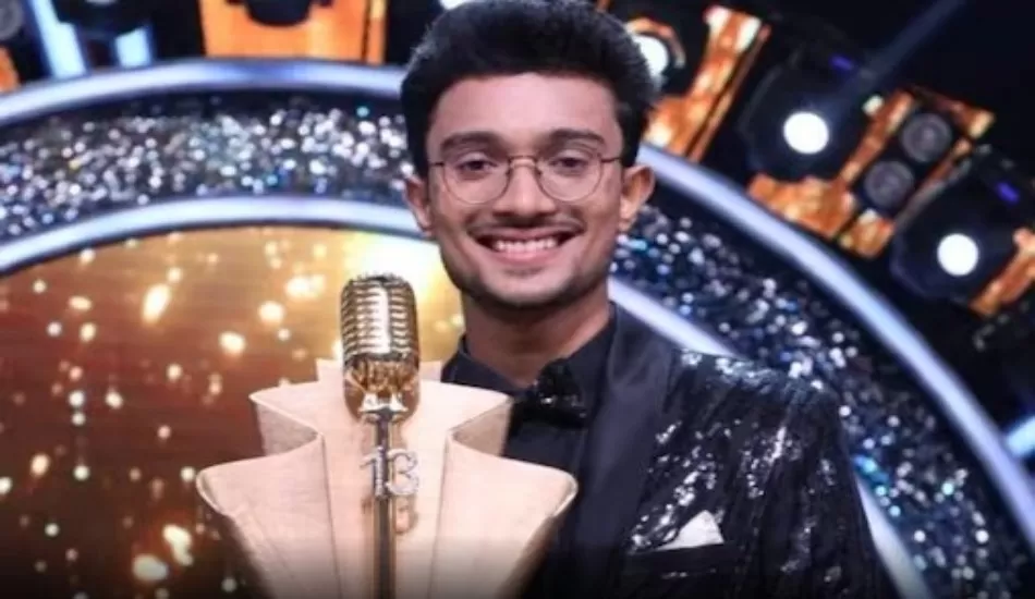 Indian Idol 13 Winner: ऋषि सिंह ने जीती इंडियन आइडल सीजन 13 की ट्रॉफी, मिले इतने लाख रूपए