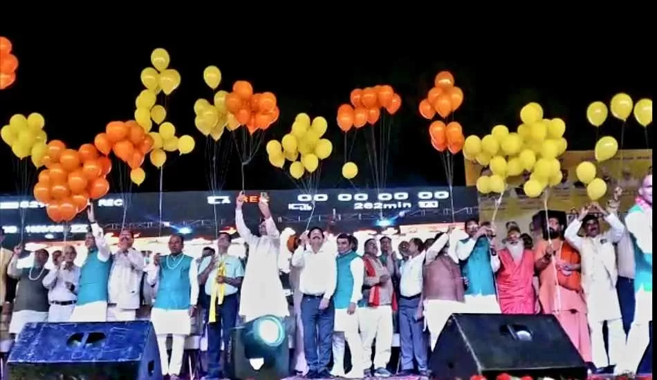 मेरठ में विशाल पंजाबी महासम्मेलन व बैसाखी महोत्सव में उमड़ पड़ा पूरा पंजाबी समाज