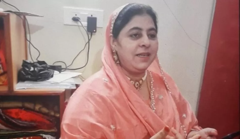 शाइस्ता को पकड़ना है तो बस में चेकिंग करो...