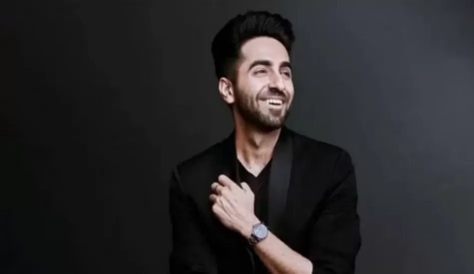 देहरादून में आयुष्मान ने किया कॉन्सर्ट, पहली बार परफॉर्म करने को लेकर कहा ये...