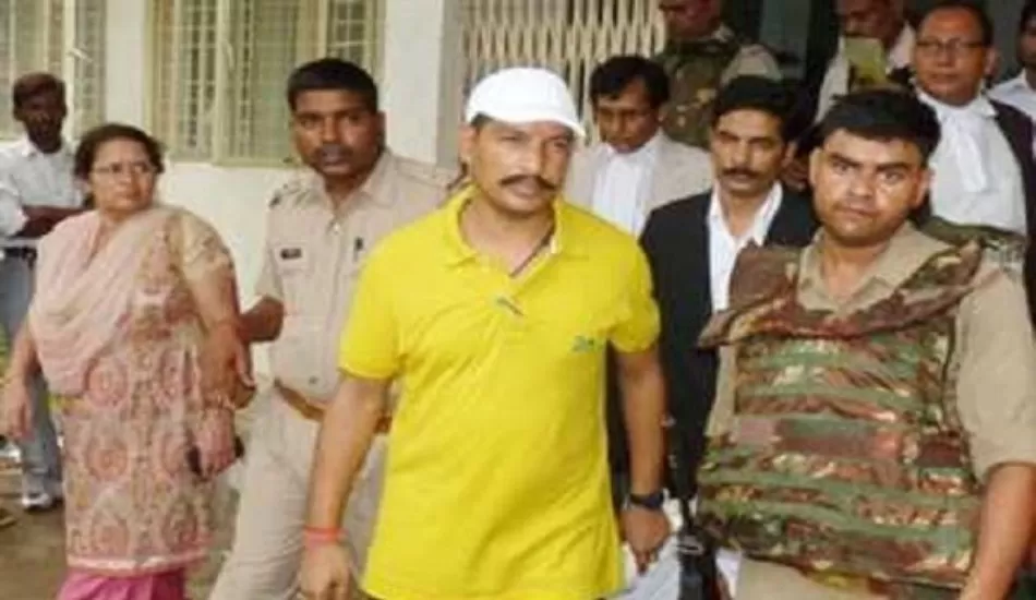 लखनऊ सिविल कोर्ट के बाहर माफिया संजीव जीवा माहेश्वरी को मारी गोली, वकील की ड्रेस में आए हमलावर